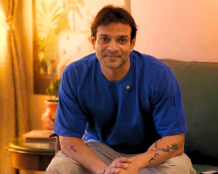 A television personality featured in an Artemedy campaign